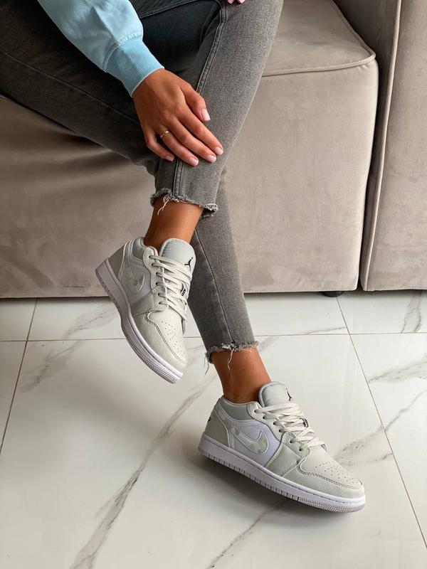 Nike air jordan low grey camo 1799