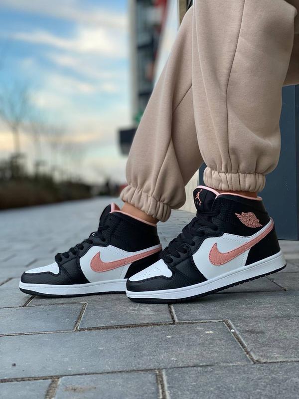 Nike air store jordan black pink