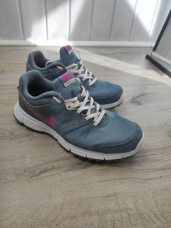 Кросівки nike оригінальні кросівки весна-осінь оригінал — ціна 300 грн ...