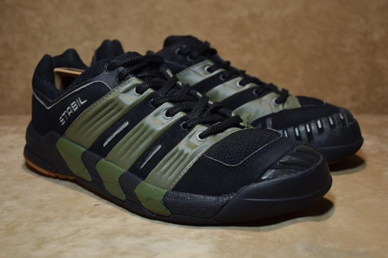 Кроссовки adidas stabil 4 волейбол, гандбол. оригинал. 42 р./26.5 см.:  купить по доступной цене в Киеве и Украине | SHAFA.ua