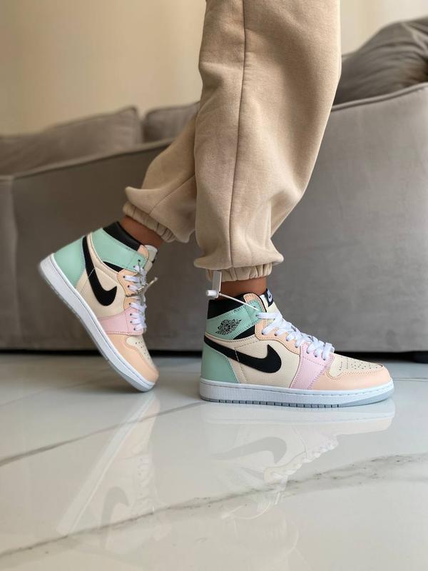 Nike air jordan 1 retro marshmallow high новинка женские кроссовки найк джордан цветные весна