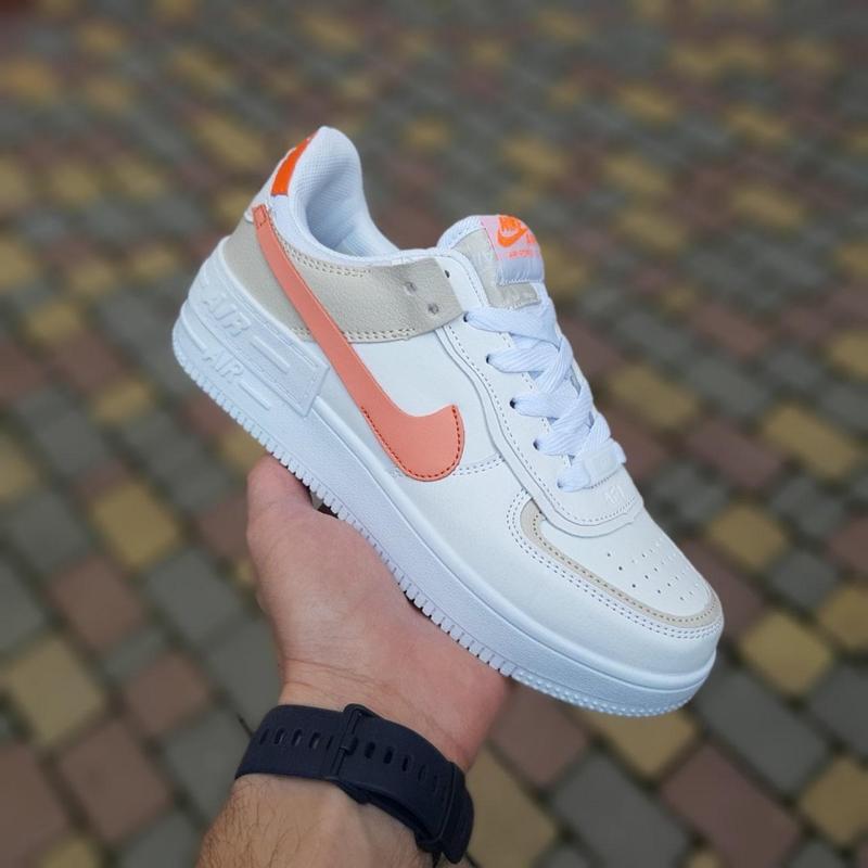 Женские весение низкие кроссовки nike air force белые с серым с пудрой ...
