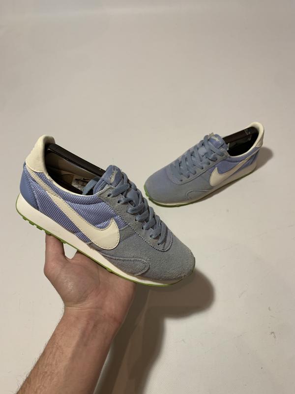 Nike pre best sale montreal racer