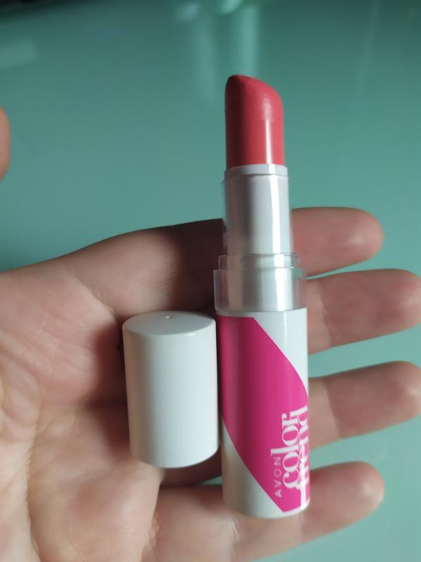Помада avon color trend passion — цена 60 грн в каталоге Помада для губ ...