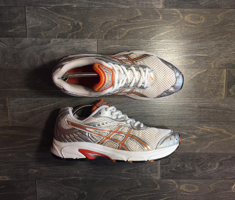 asics gel oberon