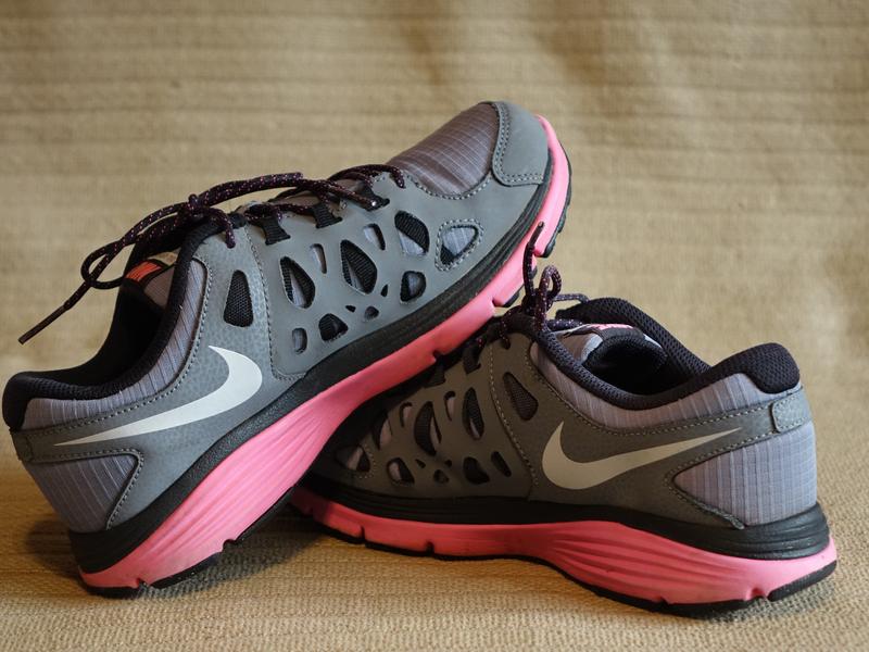Nike dual fusion run 1 top