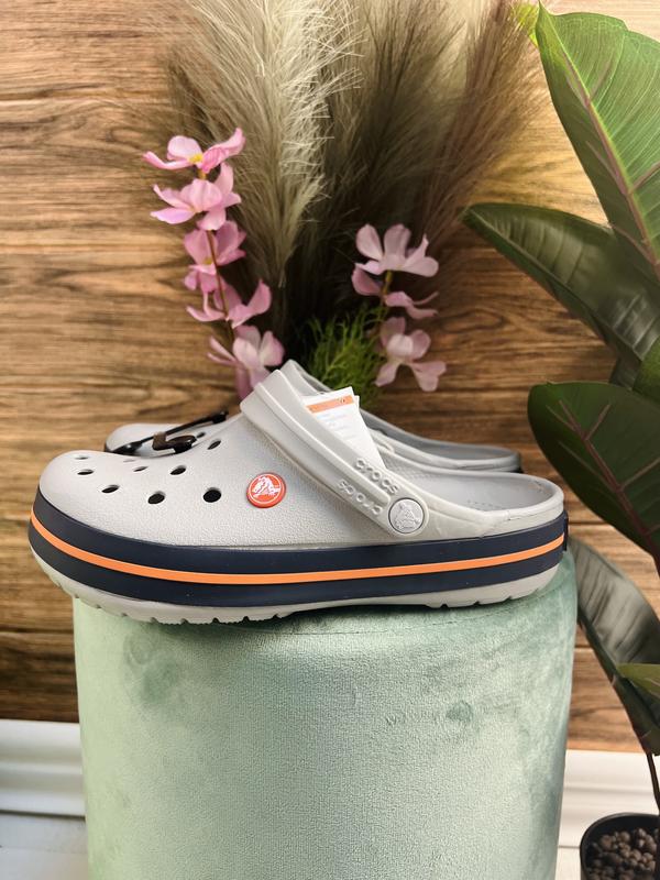 Оригинальные кроксы по самой низкой цене. crocs crocband ligh grey navy ...