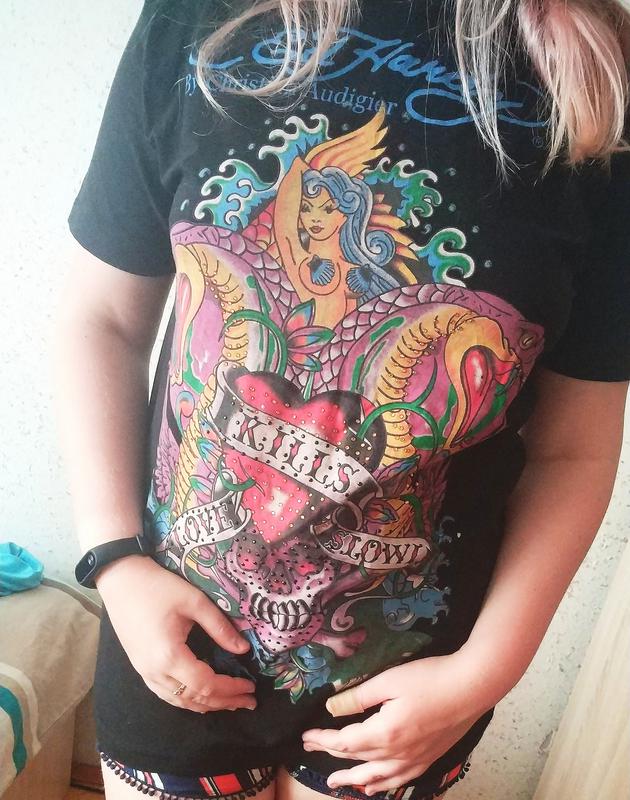 ed-hardy-blonde-girl