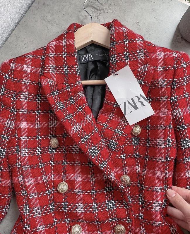 Шикарный твидовый пиджак zara — цена 2500 грн в каталоге Пиджаки и жакеты ✓  Купить женские вещи по доступной цене на Шафе | Украина #95406653
