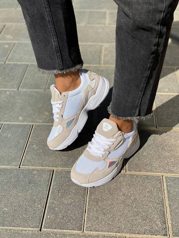 adidas falcon beige 1099 96108749
