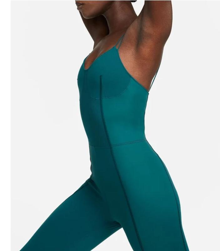 Nike 🏷йога комбез💚одежда для йоги🙏xs/xl все размеры‼️ — цена 3390 грн в  каталоге Спортивные костюмы ✓ Купить женские вещи по доступной цене на Шафе  | Украина #97124442