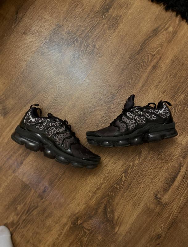 Vapormax store vm plus