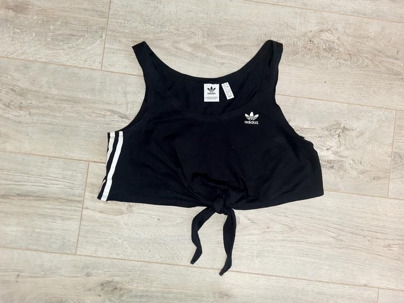 Adidas кроп - топ майка з зав'язками оригінал — цена 99 грн в каталоге ...