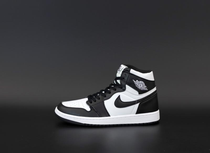 nike jordan mid black white
