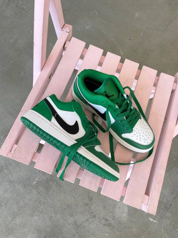 Женские кожаные зелёные кроссовки кеды nike air jordan retro 1 low ...