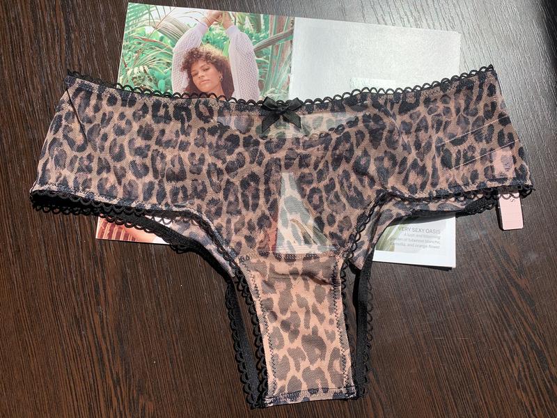 Трусики victoria's secret — ціна 587 грн у каталозі Трусики Купити ...