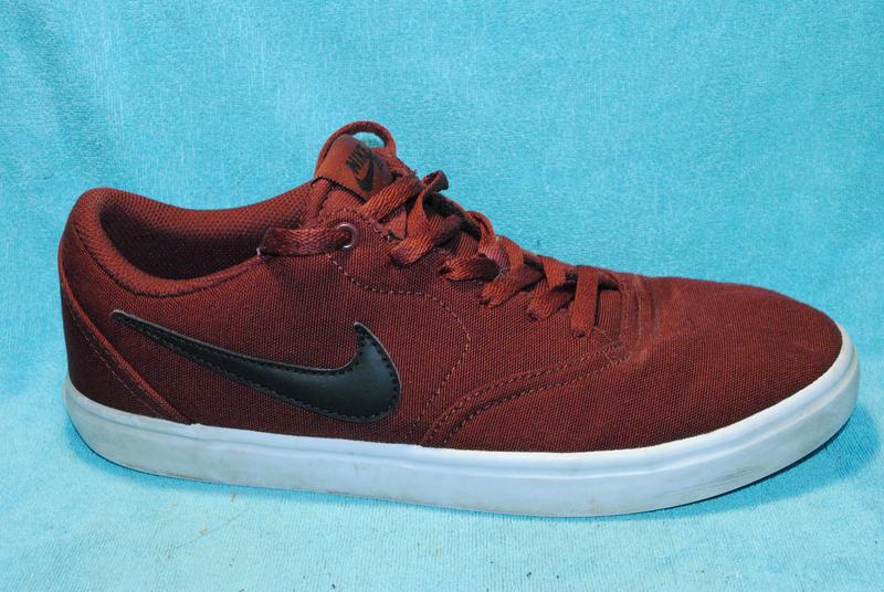 nike sb 42.5