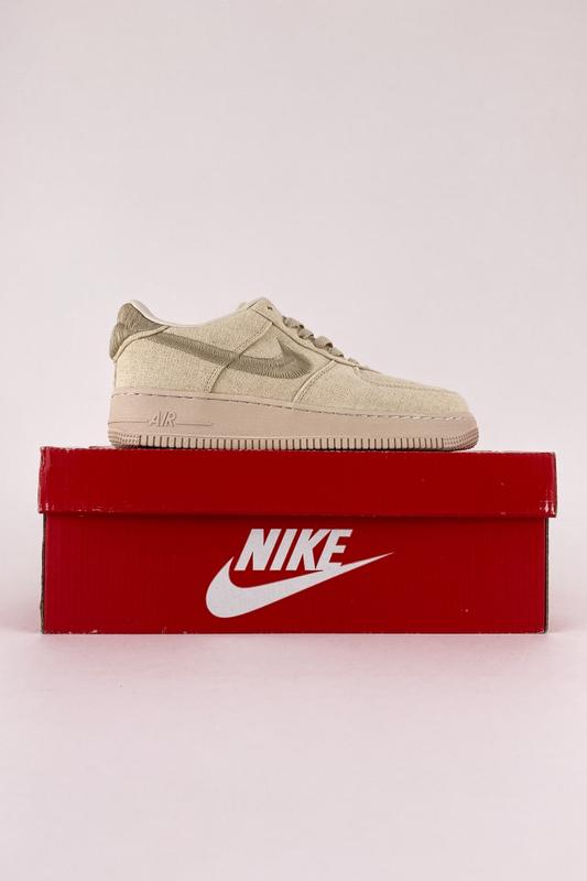 Кроссовки nike air force 1 low fossil x stussy — цена 1750 грн в