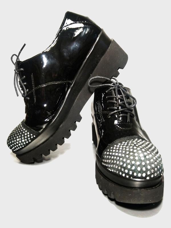 Cw chewing черные лаковые итальянские кожаные полуботинки — цена 1200 ...