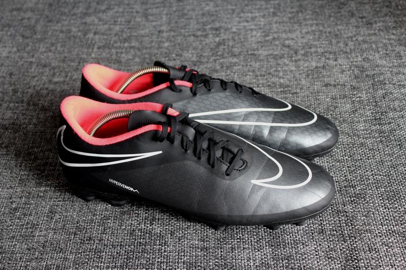 Grey nike hypervenom deals