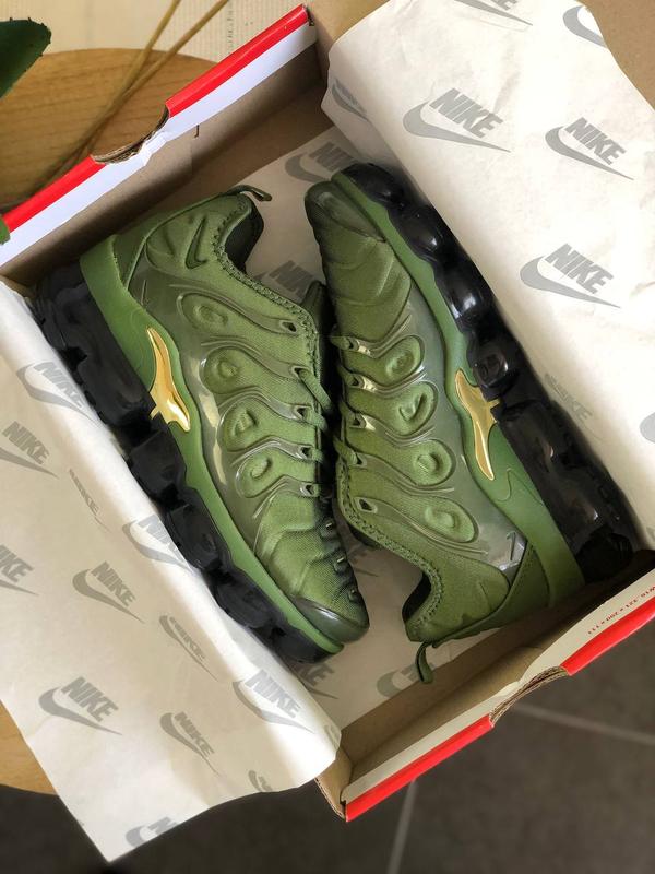 vapormax plus olive green