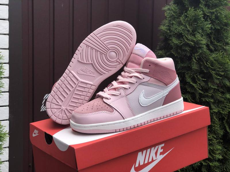 Жіночі кросівки nike air jordan 1 high pink найк аїр джордан рожеві ...