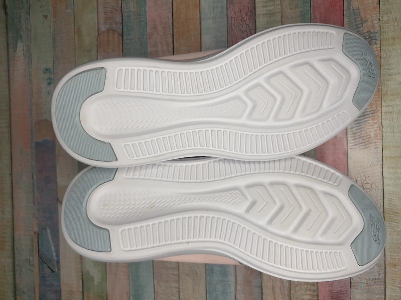 New balance top fugl corg