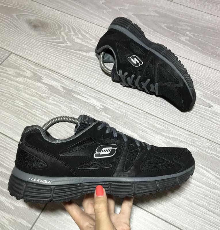 skechers lightweight flex sole