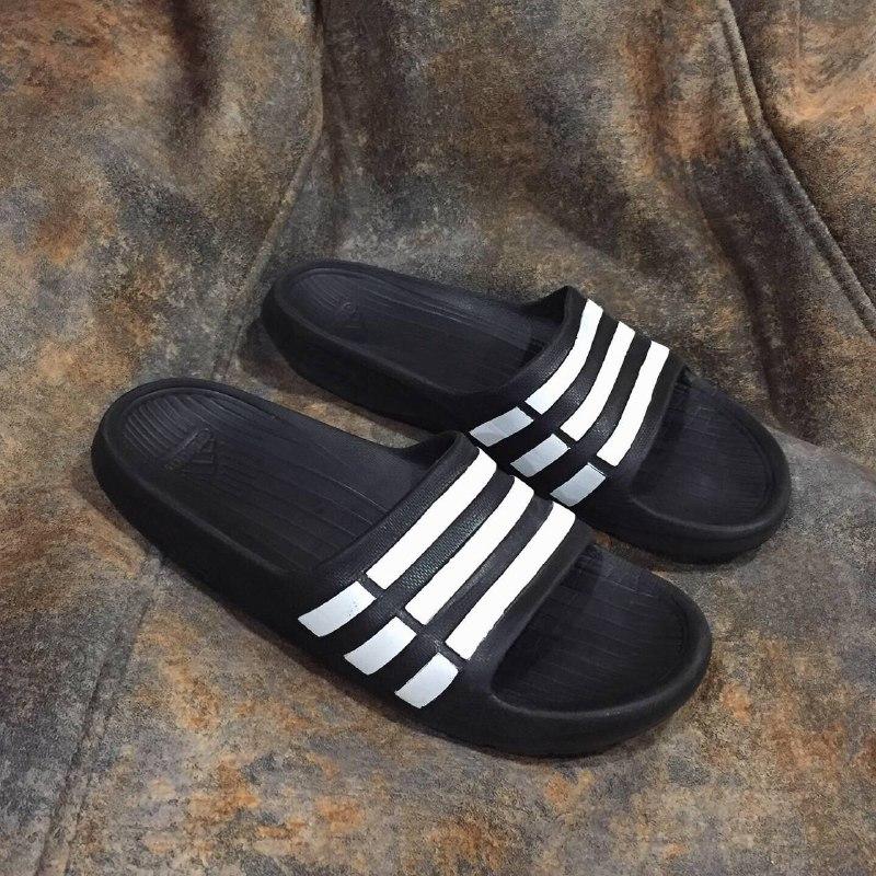 Шлепанцы adidas duramo slide. летние тапки adidas. вьетнамки летние ...