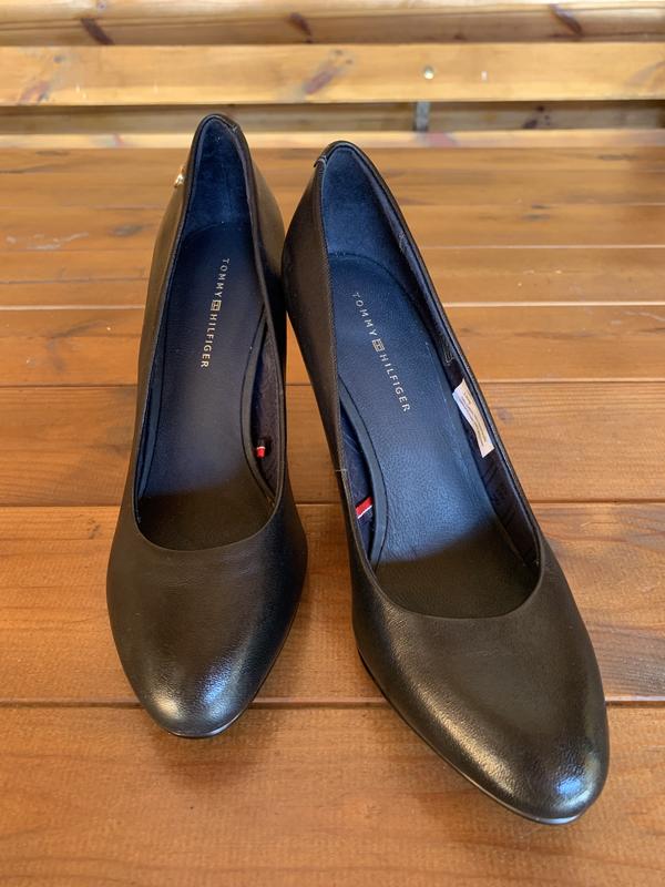 Жіночі туфлі «tommy hilfiger» — цена 630 грн в каталоге Туфли Купить ...