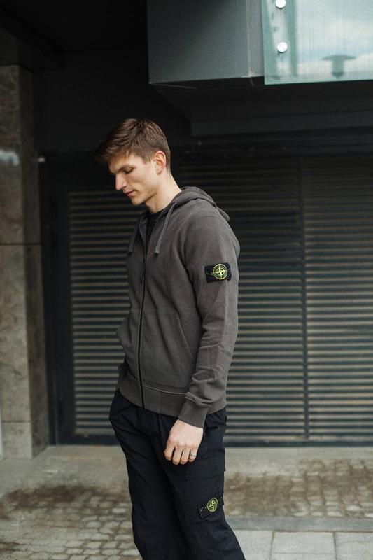 Худи на молнии stone island zip hooded sweatshirt — цена 5150 грн в  каталоге Худи ✓ Купить мужские вещи по доступной цене на Шафе | Украина  #99136055