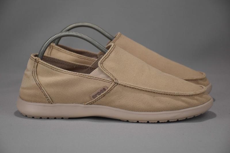 Crocs santa cruz clean cut loafer . 40 Crocs na ca y rok Bia e 41 26 1799