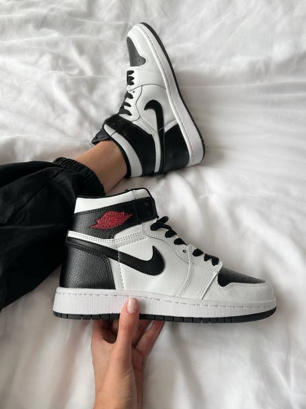 Кроссовки женские nike air jordan 1 retro high « white / black / red ...