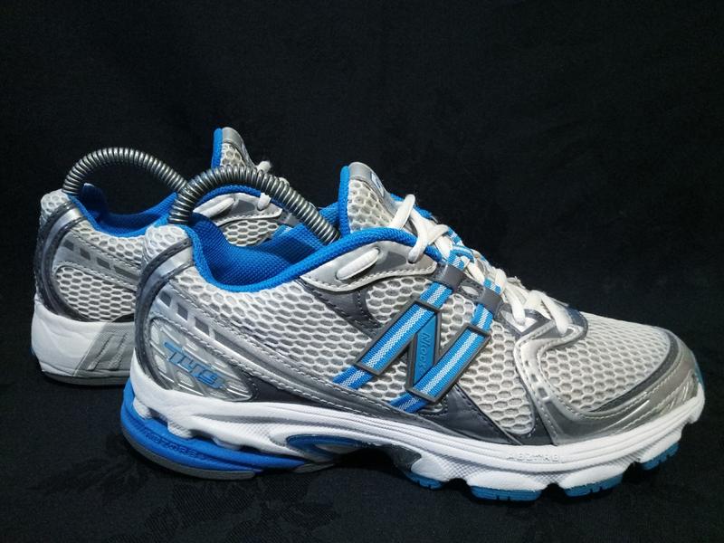 new balance 749