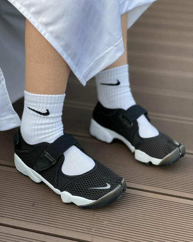 Необычные кроссовки сандали nike оригинал — цена 950 грн в каталоге ...