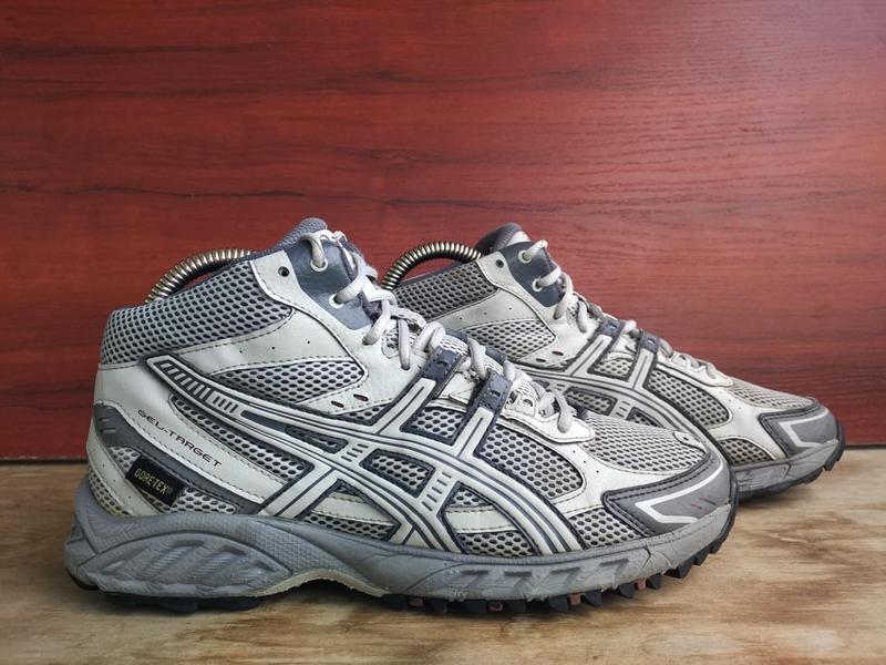 asics gel target gore tex