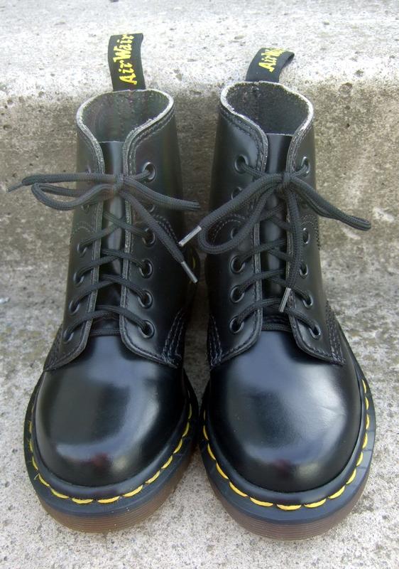 dr martens 8175