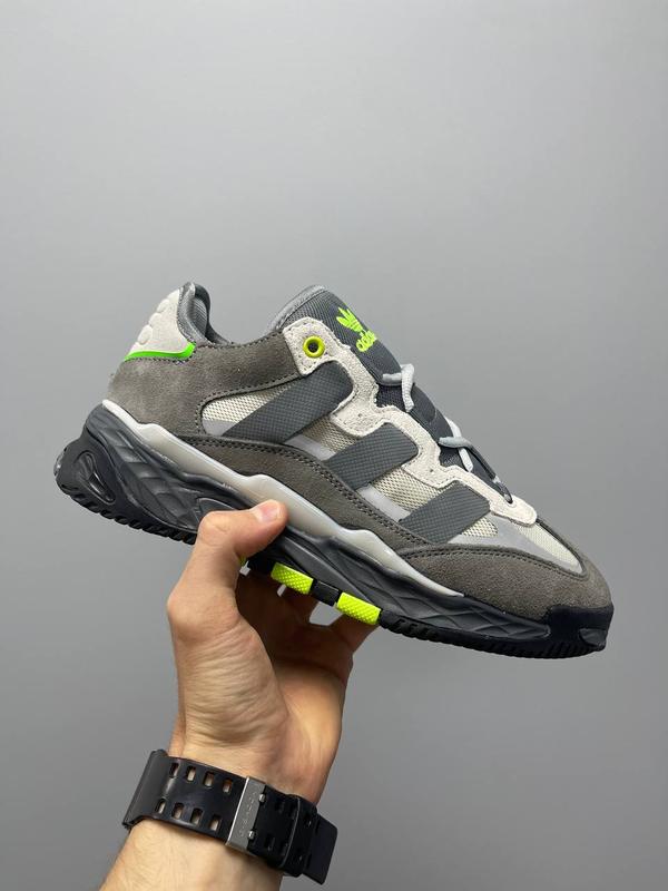 Boost adidas adam smith tfl elizabeth line w Boost adidas niteball 2200