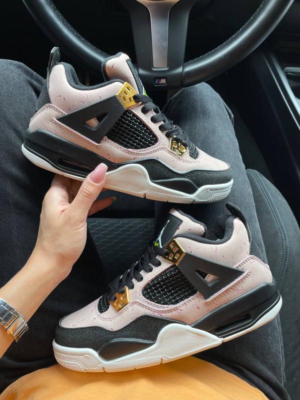 Jordans retro 4 store pink