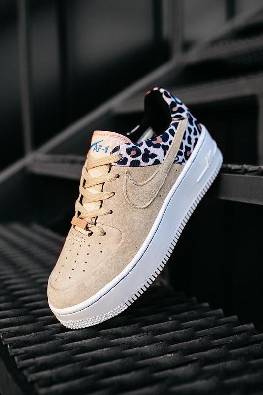 nike air force 1 sage premium leopard 2050 101310028
