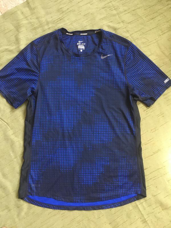 Чоловіча футболка nike dri-fit — цена 250 грн в каталоге Футболки ...