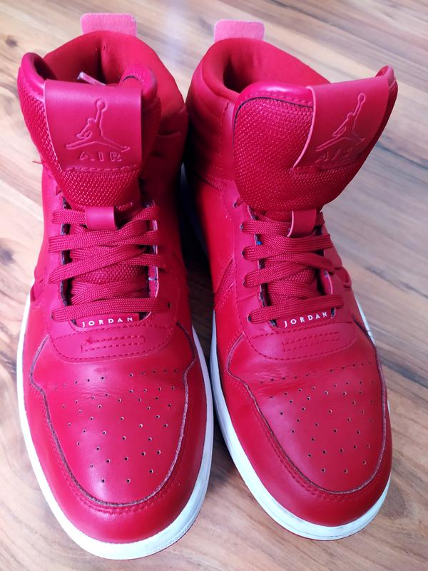 i i i i i nike air jordan heritage gym red