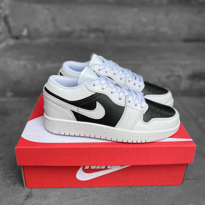 Демисезонные кожаные белые кроссовки nike jordan low panda білі ...