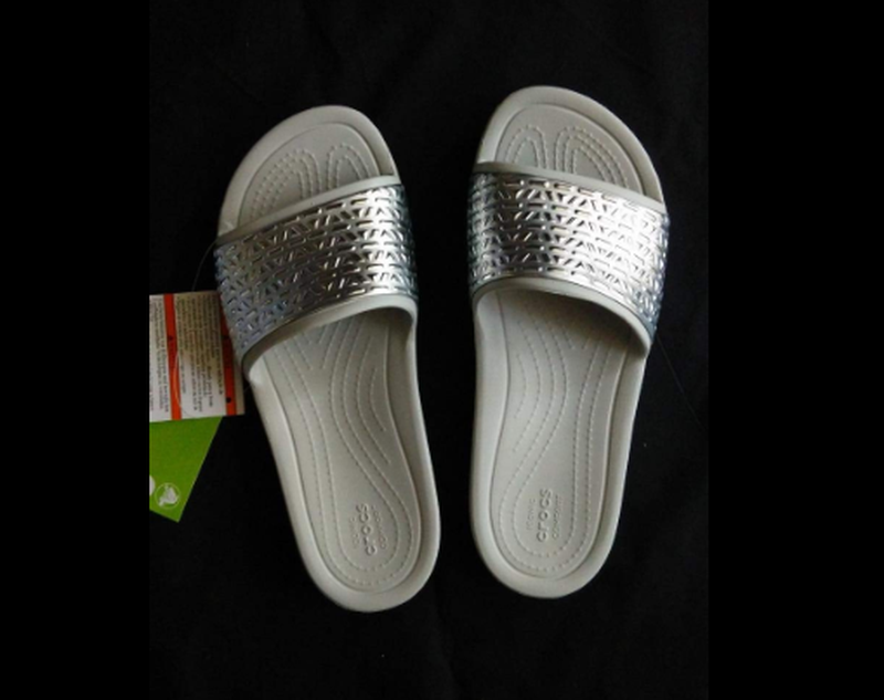 crocs graphic slides