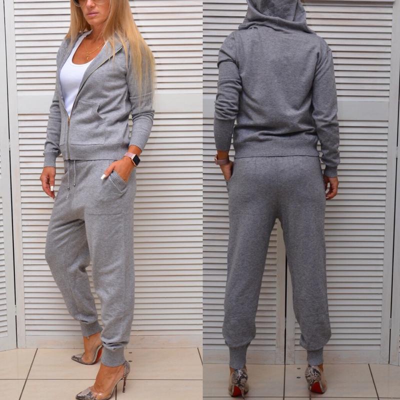 трикотажный костюм с капюшоном. черный трикотажный костюм. трикотажный костюм с капюшоном. бежевый спорт костюм женский. спортивный костюм женский с худи.