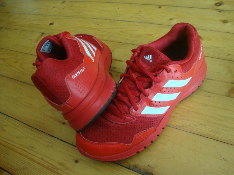 Adidas duramo 7 red hot sale