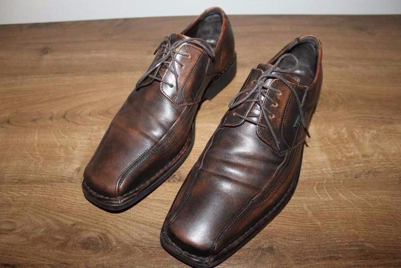 Обувь мужская 30 см. Обувь Бугатти 43 размер. Кожаные ботинки Bugatti. Ботинки с квадратным носом мужские. Туфли с квадратным носом мужские.