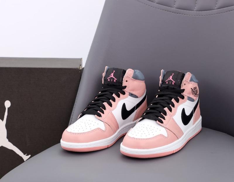 Nike air jordan 1 retro high, кроссовки женские найк джордан 1 — цена ...