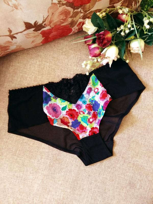 ochen-krasivie-prozrachnie-trusiki-seks-zhyul-iordaniya