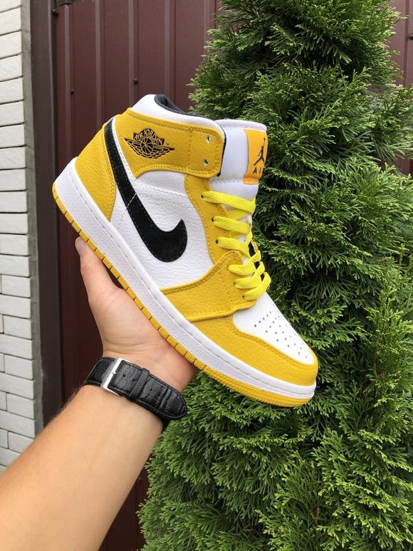 Jordan 1 best sale white yellow